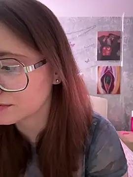 Snapshot of Sabrina_shells chatting on 13, 2, 2026 Sabrina shells online show from 13, 2, 2026