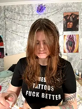 Sabrina shells online show from 16, 11, 2025