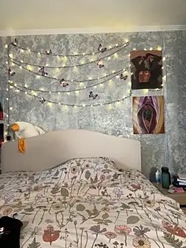 Sabrina shells online show from 30, 11, 2025