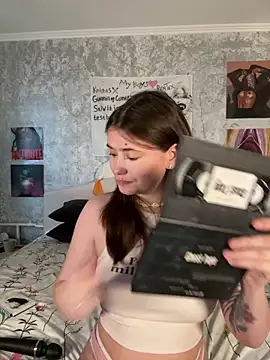 Sabrina shells online show from 24, 10, 2025