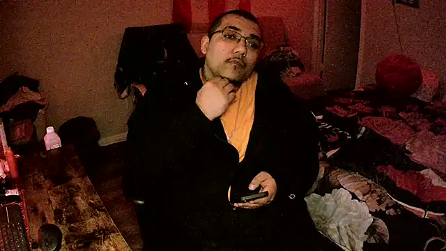 cloudy couple444 online show from 3, 3, 2025