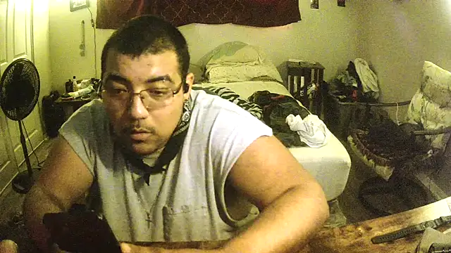 cloudy couple444 online show from 27, 9, 2025