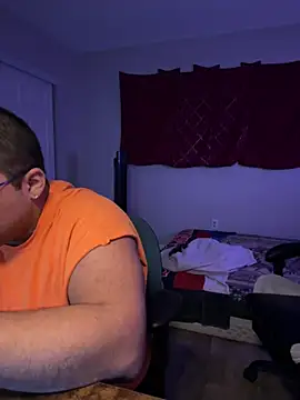 cloudy couple444 online show from 3, 1, 2025