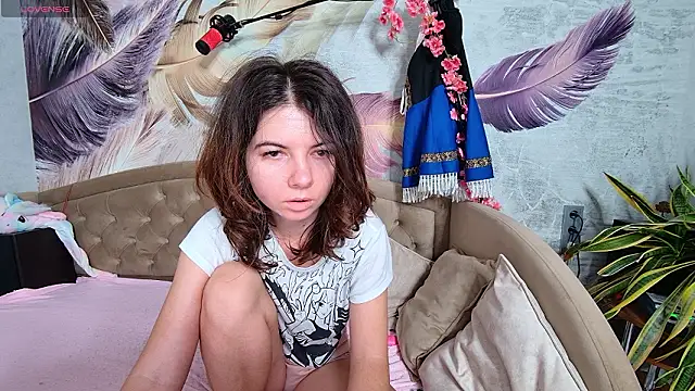 Anoraa online show from 24, 3, 2026