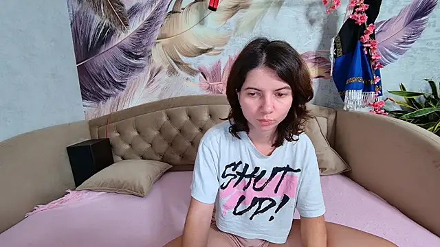 Anoraa online show from 6, 10, 2025