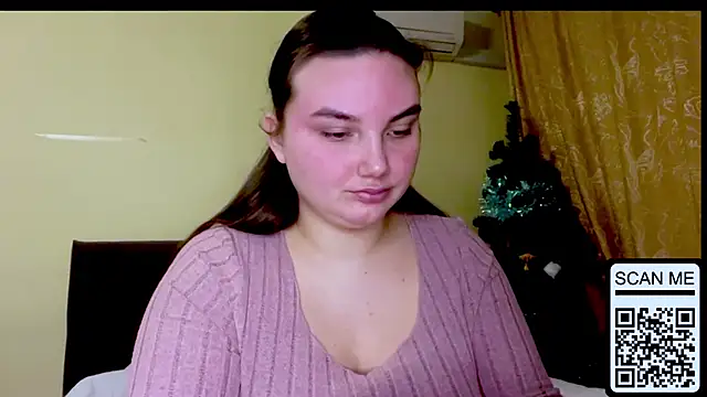 Snapshot of Dreamyblushfairy chatting on 9, 2, 2026 Dreamyblushfairy online show from 9, 2, 2026