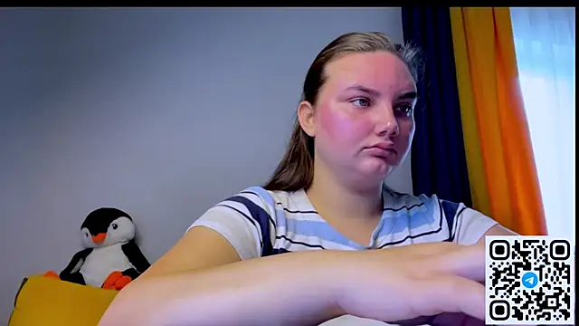 Dreamyblushfairy online show from 13, 7, 2026