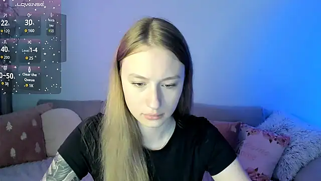 Snapshot of Haley_Vixen chatting on 6, 6, 2026 Haley Vixen online show from 6, 6, 2026
