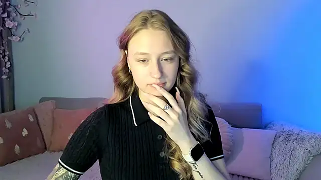 Snapshot of Haley_Vixen chatting on 8, 6, 2026 Haley Vixen online show from 8, 6, 2026