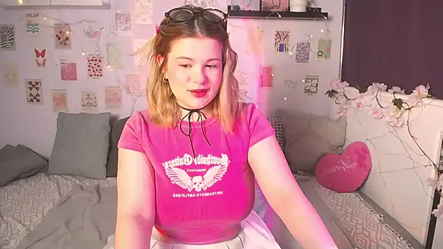 TessPleasure online show from 31, 1, 2025