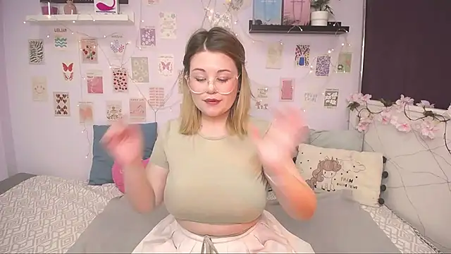 TessPleasure online show from 27, 1, 2025