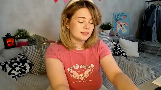 TessPleasure online show from 12, 2, 2025