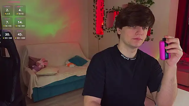 RobertAndLinela online show from 5, 3, 2026