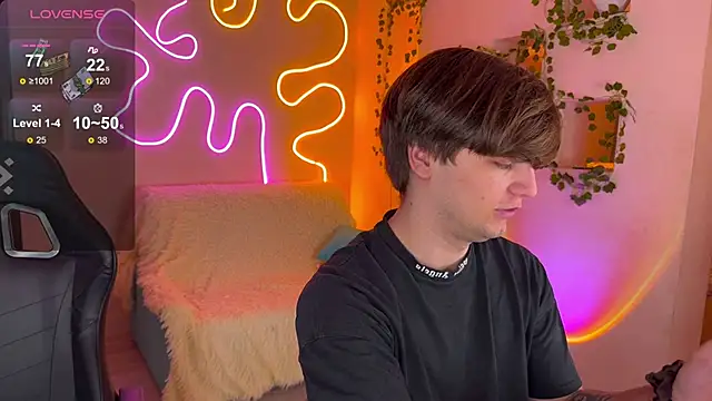 RobertAndLinela online show from 1, 11, 2025