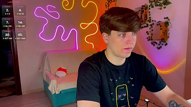 RobertAndLinela online show from 11, 9, 2025