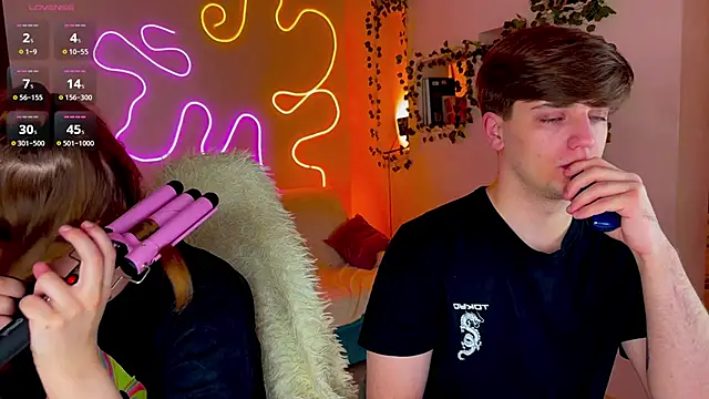 RobertAndLinela online show from 10, 9, 2025