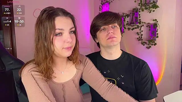 RobertAndLinela online show from 4, 12, 2025