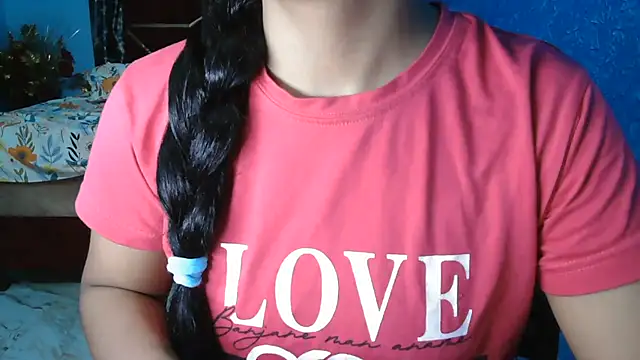 Snapshot of Somiya87 chatting on 19, 7, 2026 Somiya87 online show from 19, 7, 2026