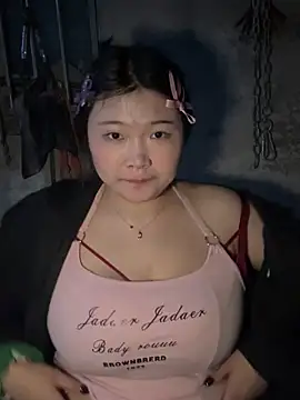Snapshot of Happyou2 chatting on 12, 3, 2025 Happyou2 online show from 12, 3, 2025