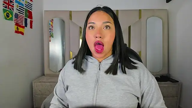 IsabellRodriguez18 online show from 17, 7, 2026