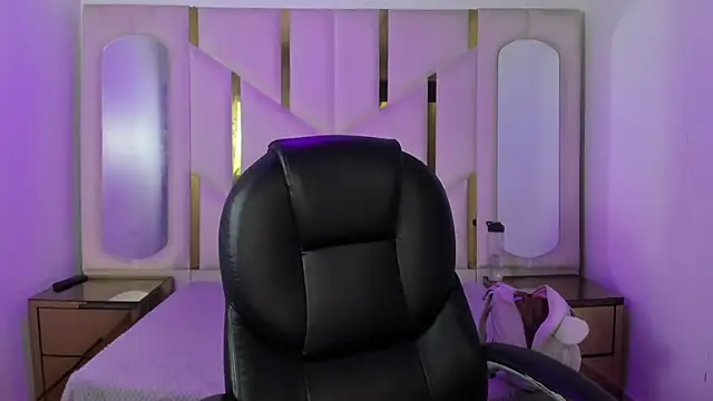 IsabellRodriguez18 online show from 23, 5, 2026