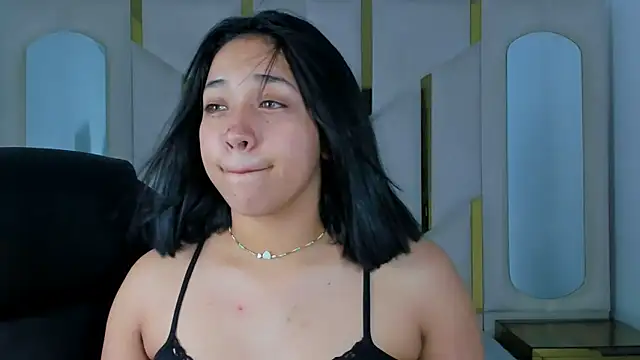 IsabellRodriguez18 online show from 10, 9, 2025