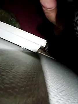 Snapshot of rominoucoquin chatting on 21, 12, 2025 rominoucoquin online show from 21, 12, 2025