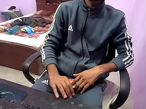 IamRentedBoybfriend online show from 8, 1, 2026