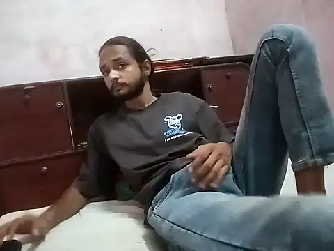 IamRentedBoybfriend online show from 17, 9, 2025