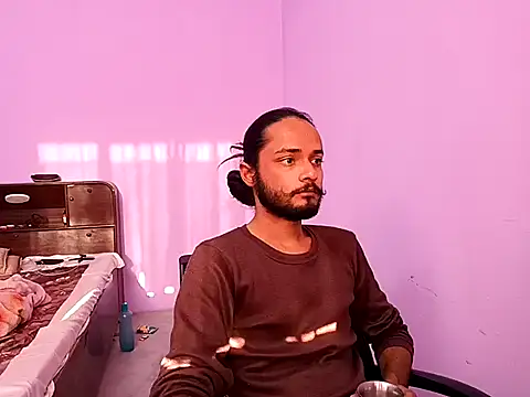 IamRentedBoybfriend online show from 7, 2, 2026