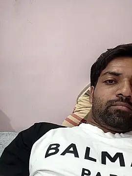 Snapshot of playboyz77 chatting on 30, 10, 2025 playboyz77 online show from 30, 10, 2025