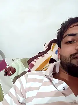 Snapshot of playboyz77 chatting on 6, 1, 2025 playboyz77 online show from 6, 1, 2025