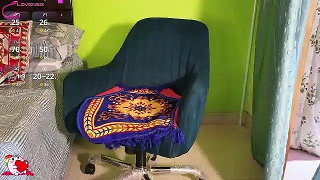 sexyhoney27 online show from 7, 10, 2025