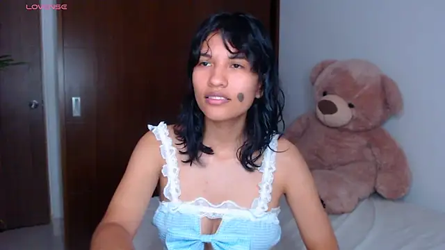 Snapshot of mari_heart chatting on 26, 10, 2025 mari heart online show from 26, 10, 2025