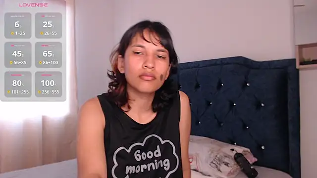 Snapshot of mari_heart chatting on 8, 3, 2025 mari heart online show from 8, 3, 2025