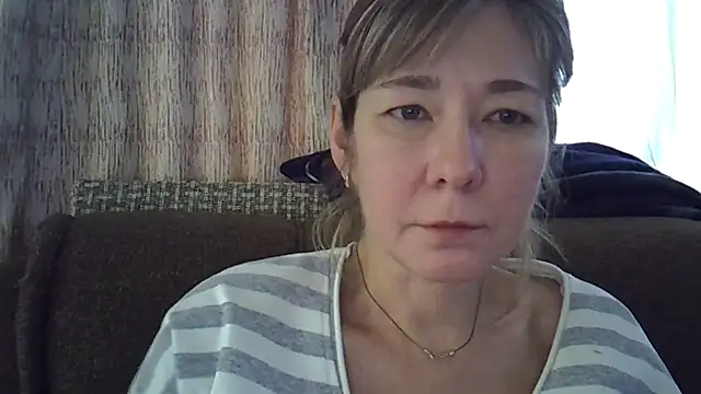 EllaJohnsonX online show from 12, 1, 2025