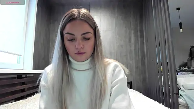 Mia   murrr online show from 11, 11, 2025