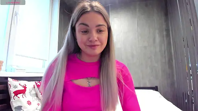 Mia   murrr online show from 15, 12, 2025