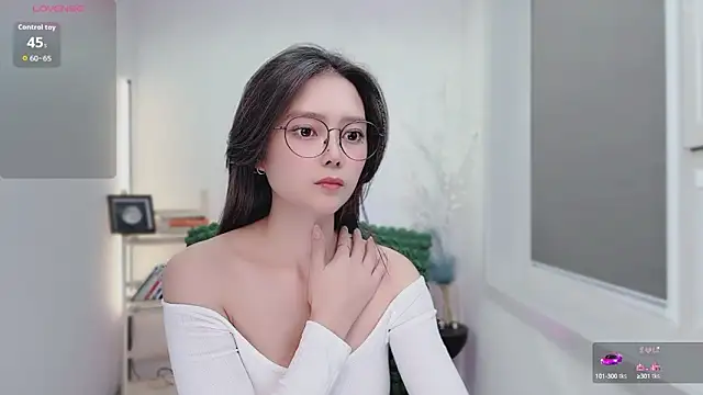 Snapshot of Natasha2025 chatting on 15, 9, 2025 Natasha2025 online show from 15, 9, 2025