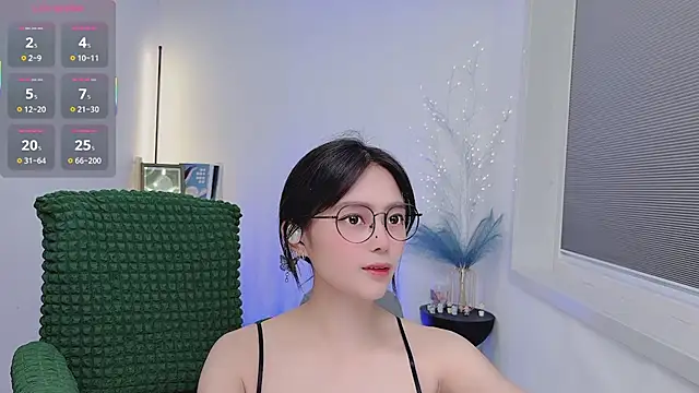 Snapshot of Natasha2025 chatting on 20, 11, 2025 Natasha2025 online show from 20, 11, 2025