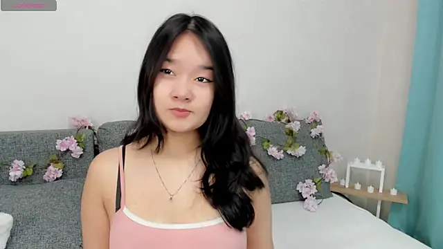 Maekko online show from 4, 12, 2025