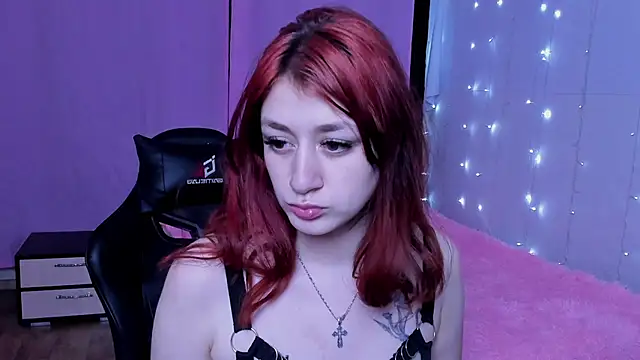 Lola HEAVEN  online show from 27, 1, 2025