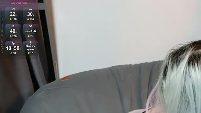 Yu UwU  online show from 18, 1, 2026