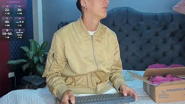 two milkyway online show from 13, 3, 2025