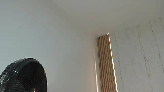 Snapshot of two_milkyway chatting on 4, 6, 2026 two milkyway online show from 4, 6, 2026