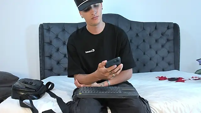 two milkyway online show from 23, 9, 2025