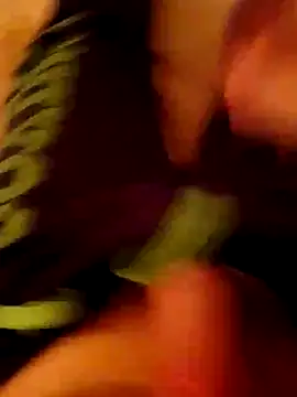 Snapshot of MaxiFabry chatting on 28, 9, 2025 MaxiFabry online show from 28, 9, 2025