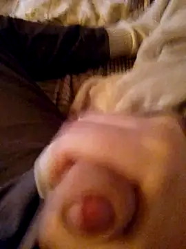 Snapshot of MaxiFabry chatting on 29, 10, 2025 MaxiFabry online show from 29, 10, 2025