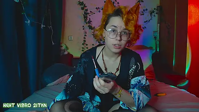 TrickyKitsune online show from 10, 3, 2025