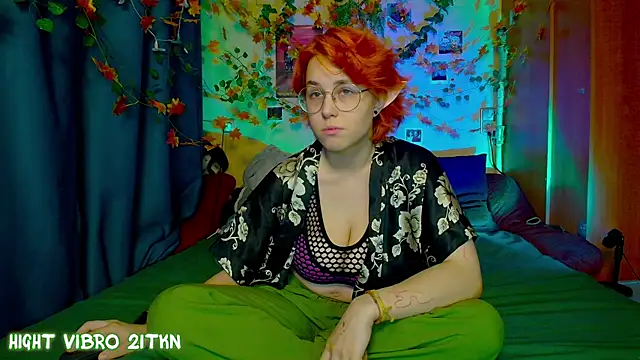 TrickyKitsune online show from 17, 11, 2025